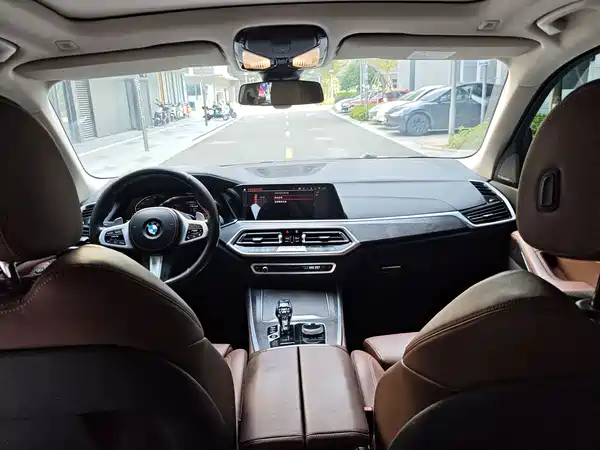 BMW X5 2021