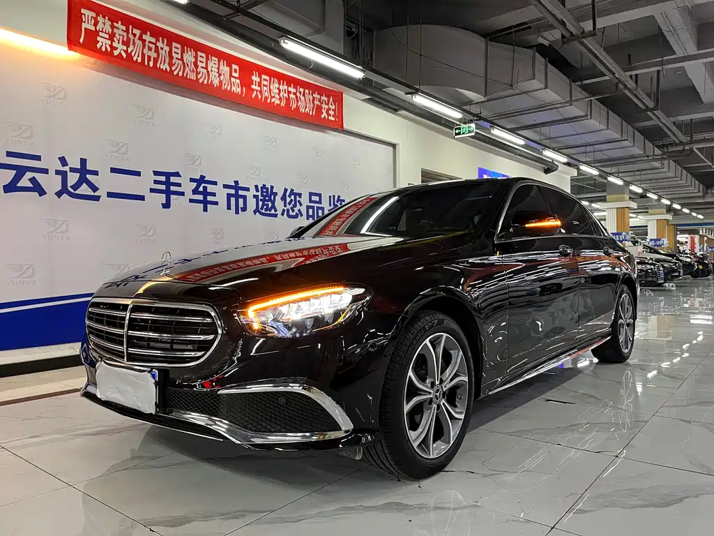 Mercedes-Benz E-Class 2022 — фото 2