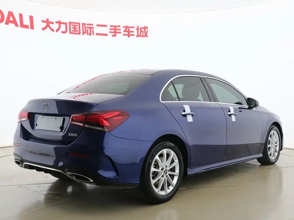 Mercedes-Benz A-Class 2020 — фото 15