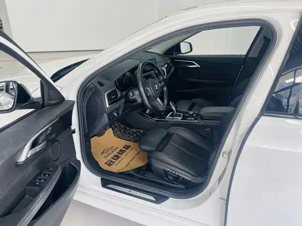 BMW 1 Series 2020