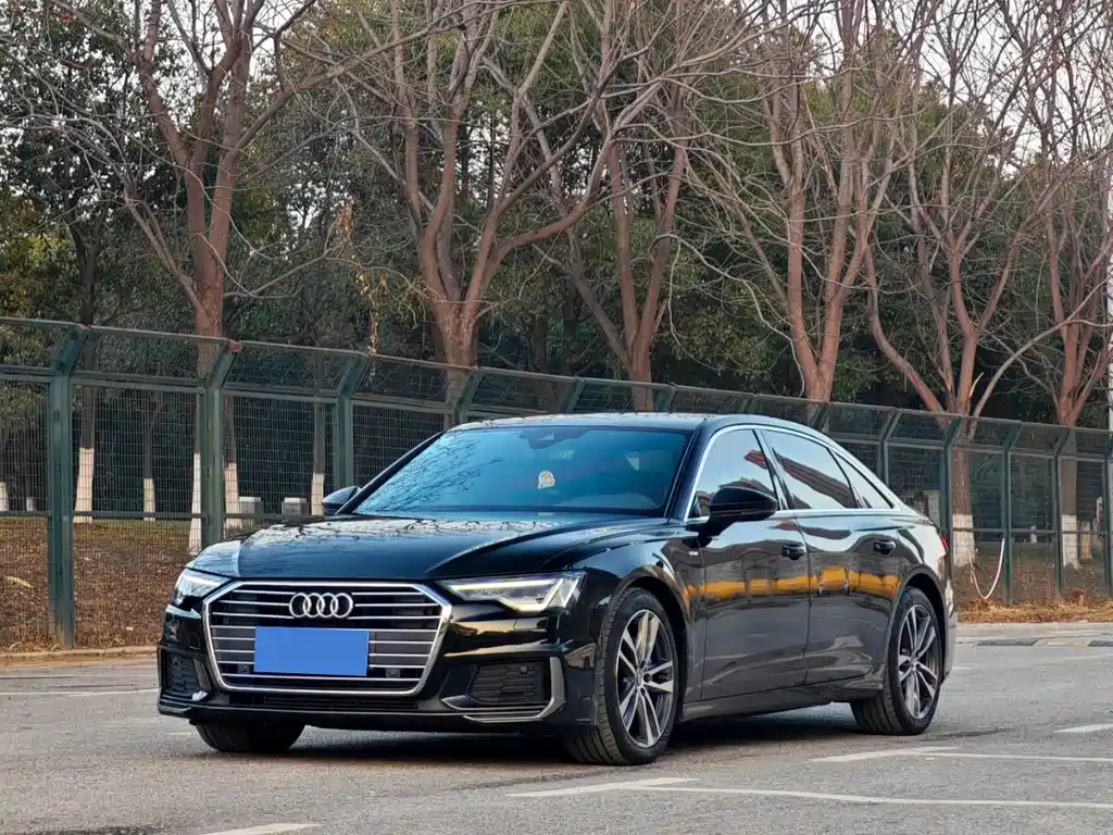 Audi A6L 2021 — фото 1