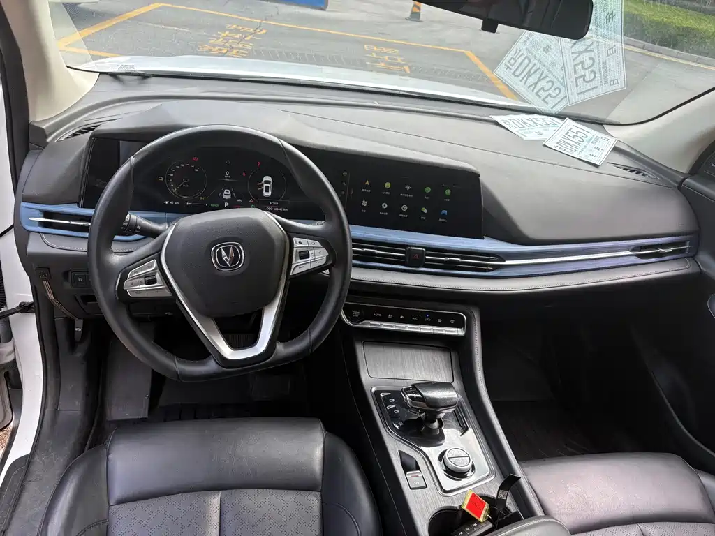 Changan CS55 Pure Electric Version 2020 — фото 7