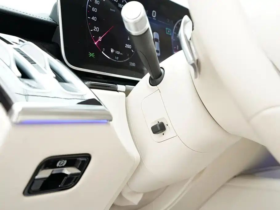 Mercedes-Benz S-Class 2022 — фото 18