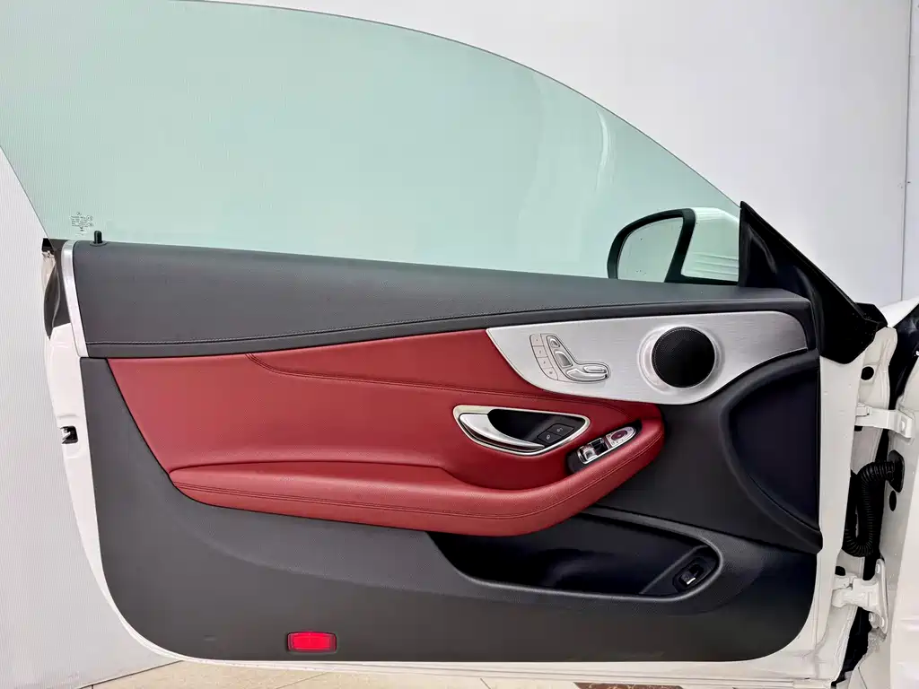 Mercedes-Benz C-Class 2019