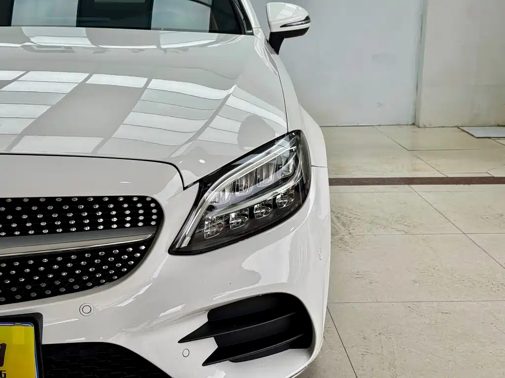 Mercedes-Benz C-Class 2019