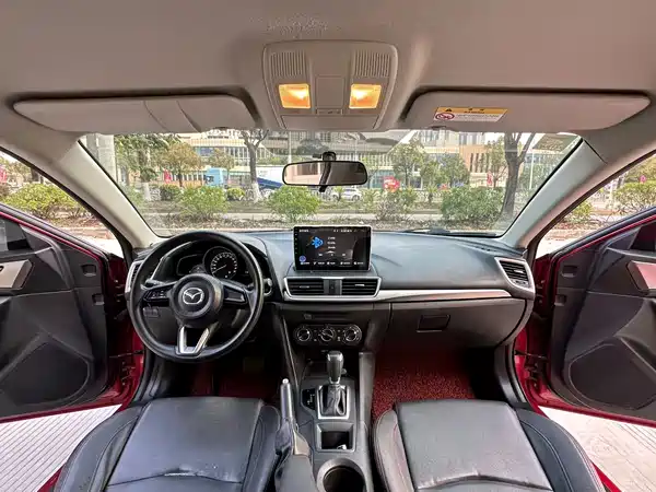 Mazda 3 Axela 2019