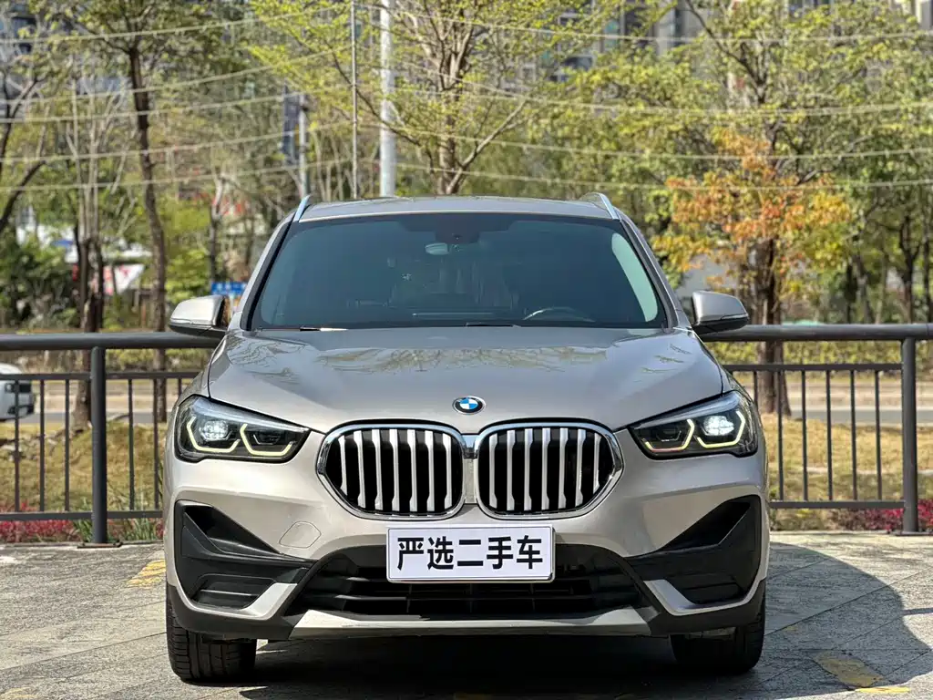 BMW X1 2022 — фото 2