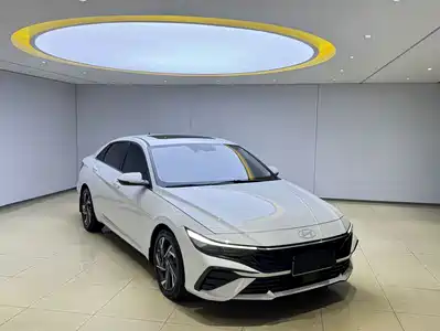Hyundai Elantra 2023