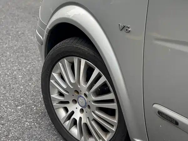 Mercedes-Benz Viano 2010