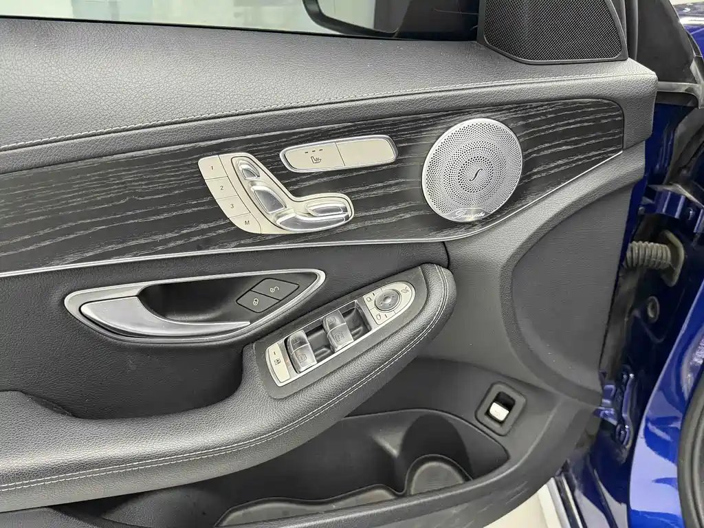 Mercedes-Benz C-Class 2021 — фото 13