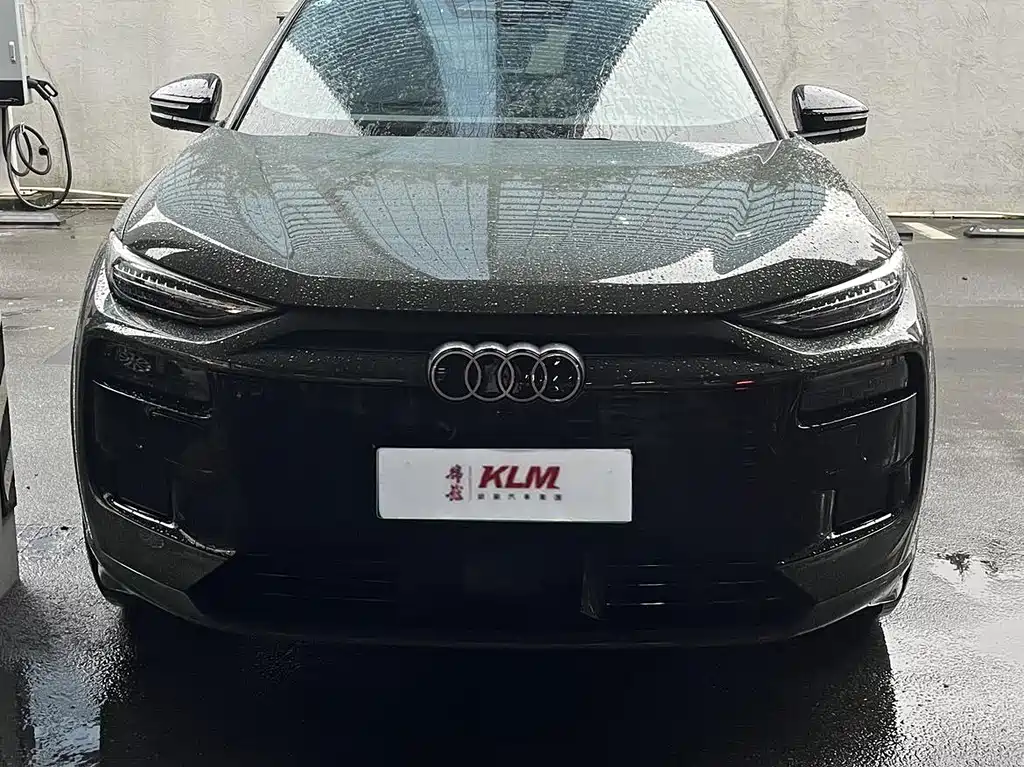 Audi Q6L E-Tron 2025 — фото 2