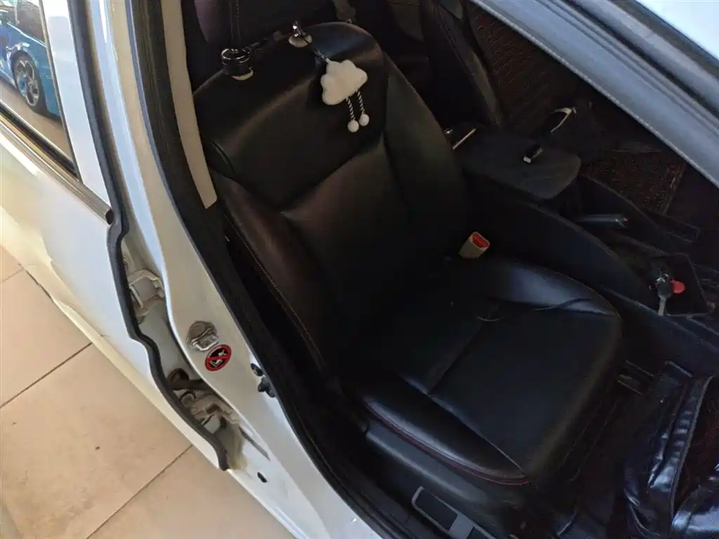 Honda City 2016 — фото 20