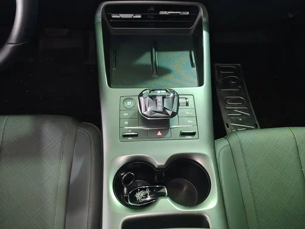 BYD Qin PLUS 2025 — фото 14