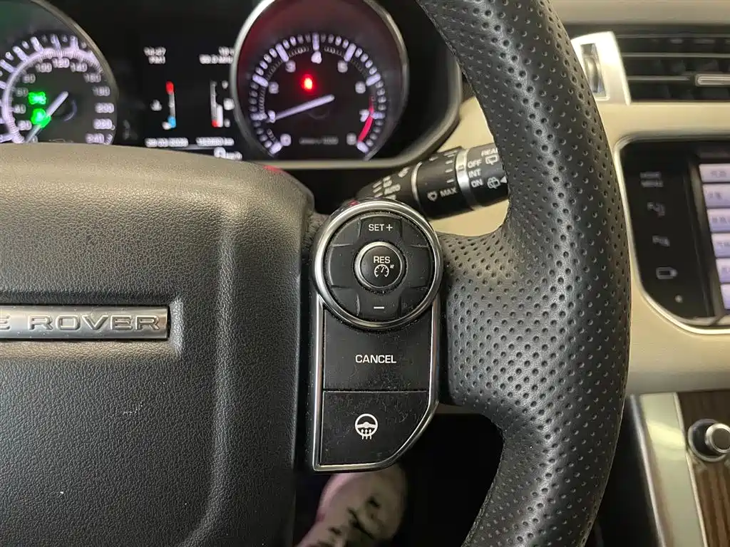 Land Rover Sport 2015 — фото 16