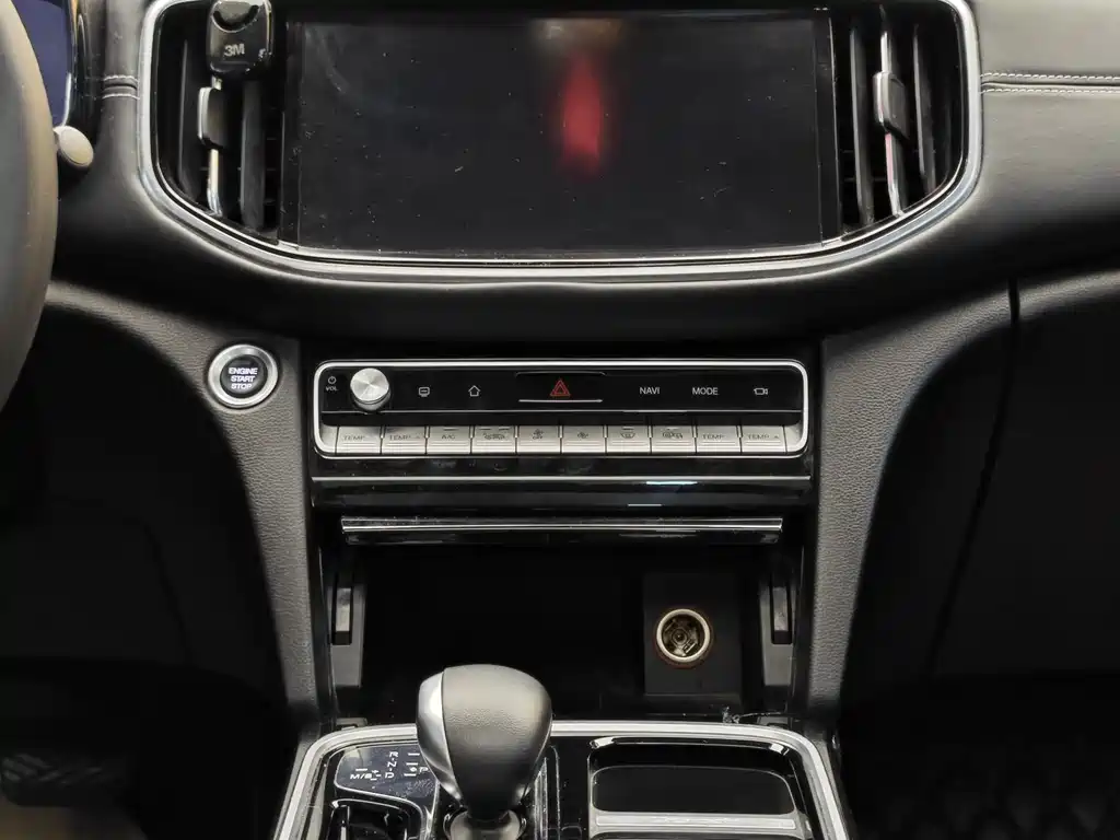 GAC Motor Trumpchi GS8 2020 — фото 18