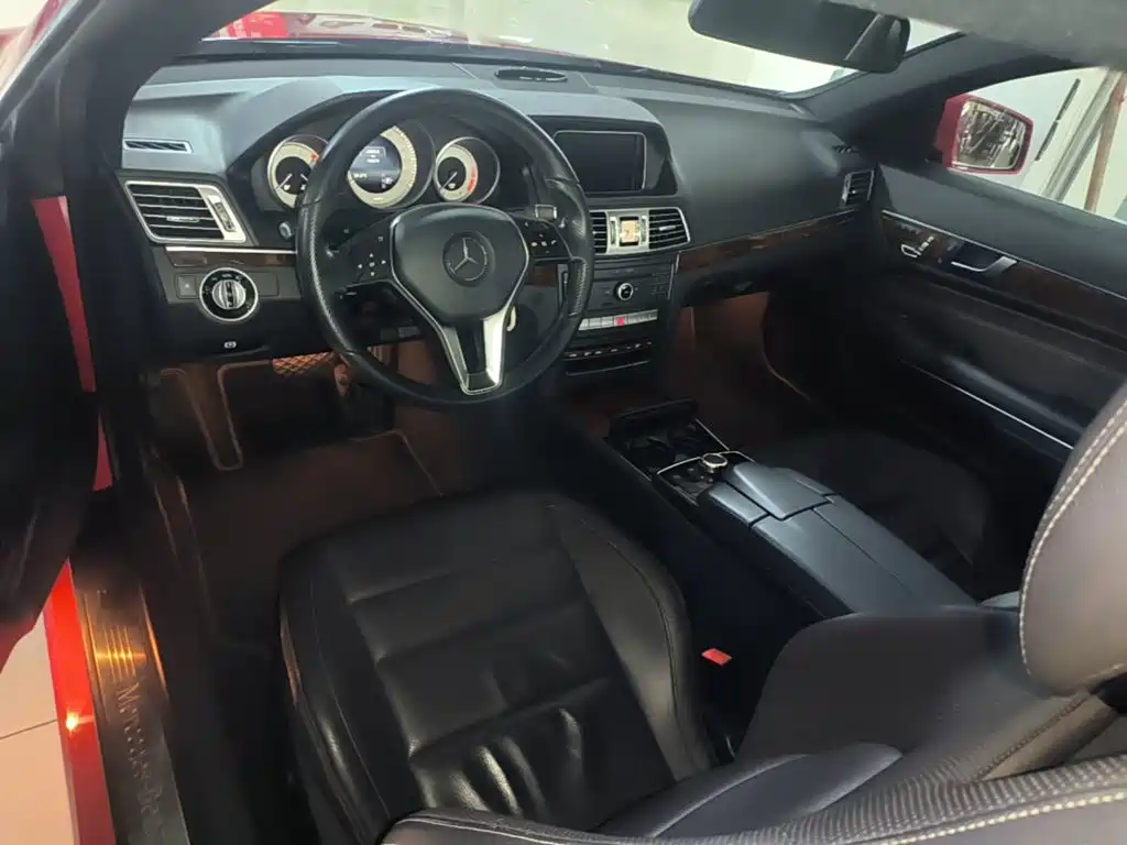 Mercedes-Benz E-Class 2016 — фото 10