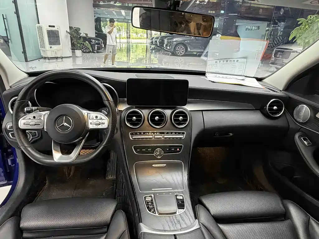 Mercedes-Benz C-Class 2021