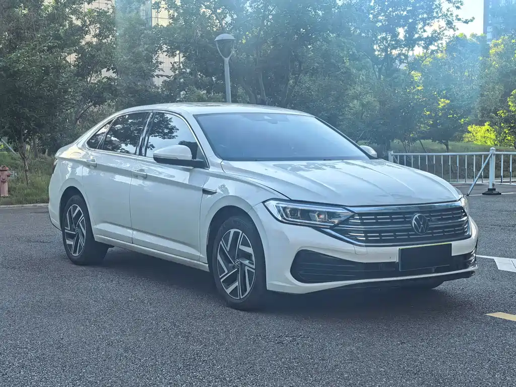 Volkswagen Sagitar 2023