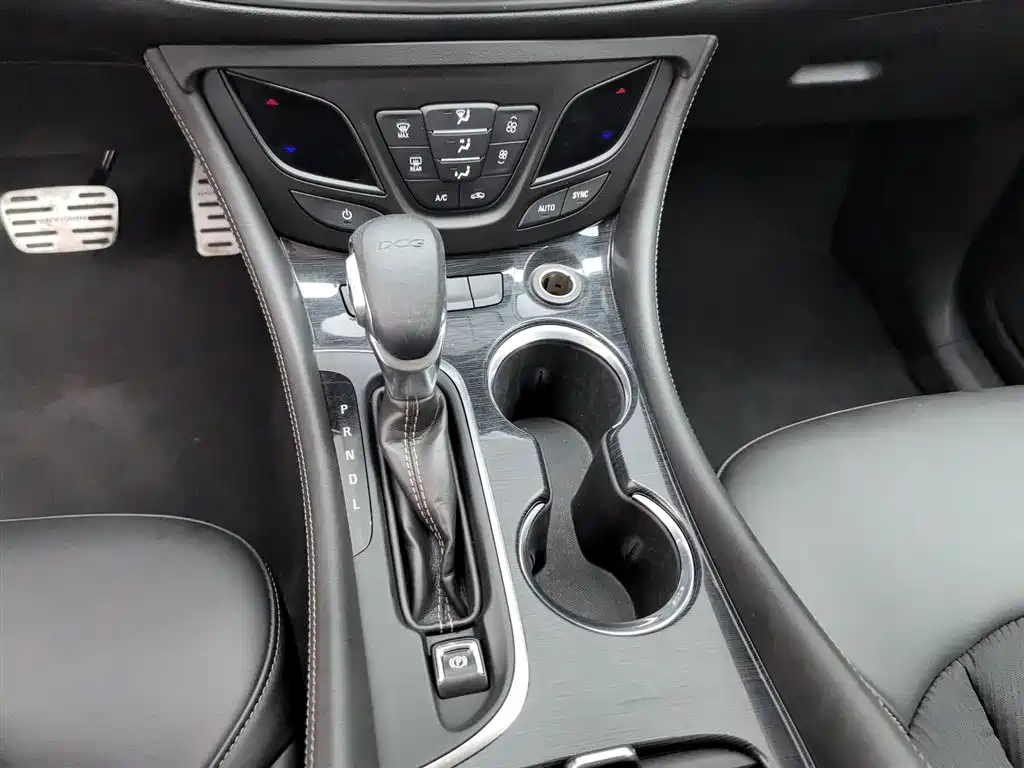 Buick Envision Plus 2016 — фото 13