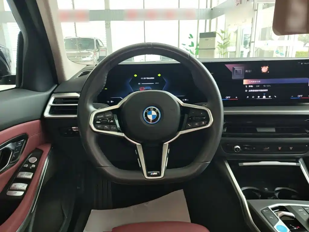 BMW i3 2025 — фото 11