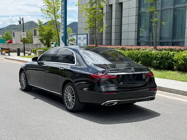 Mercedes-Benz E-Class 2020