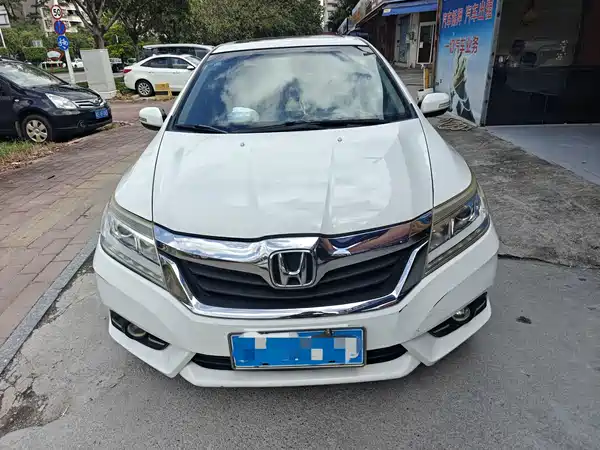 Honda Crider 2015