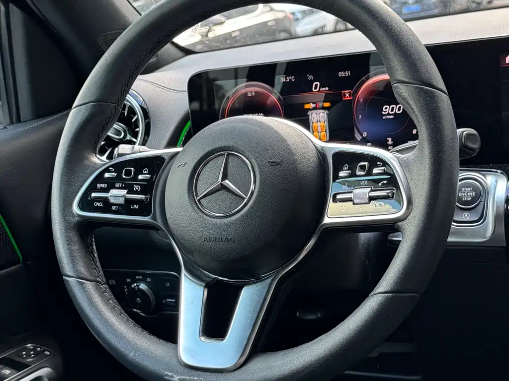 Mercedes-Benz GLB 2021 — фото 11