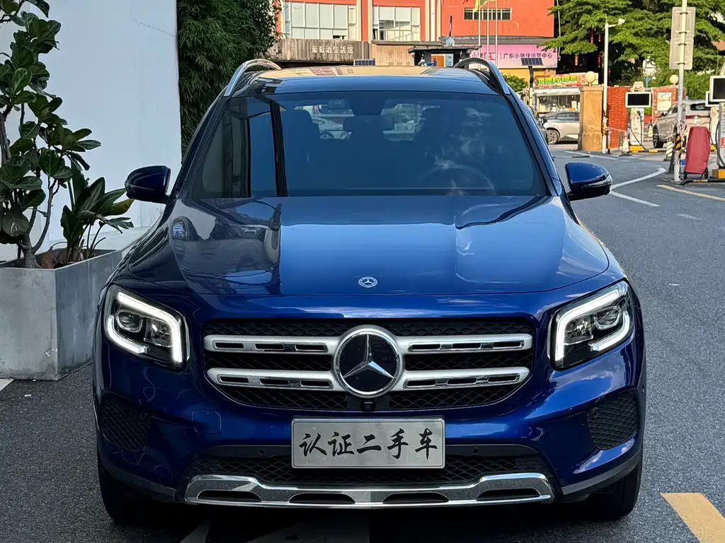 Mercedes-Benz GLB 2021