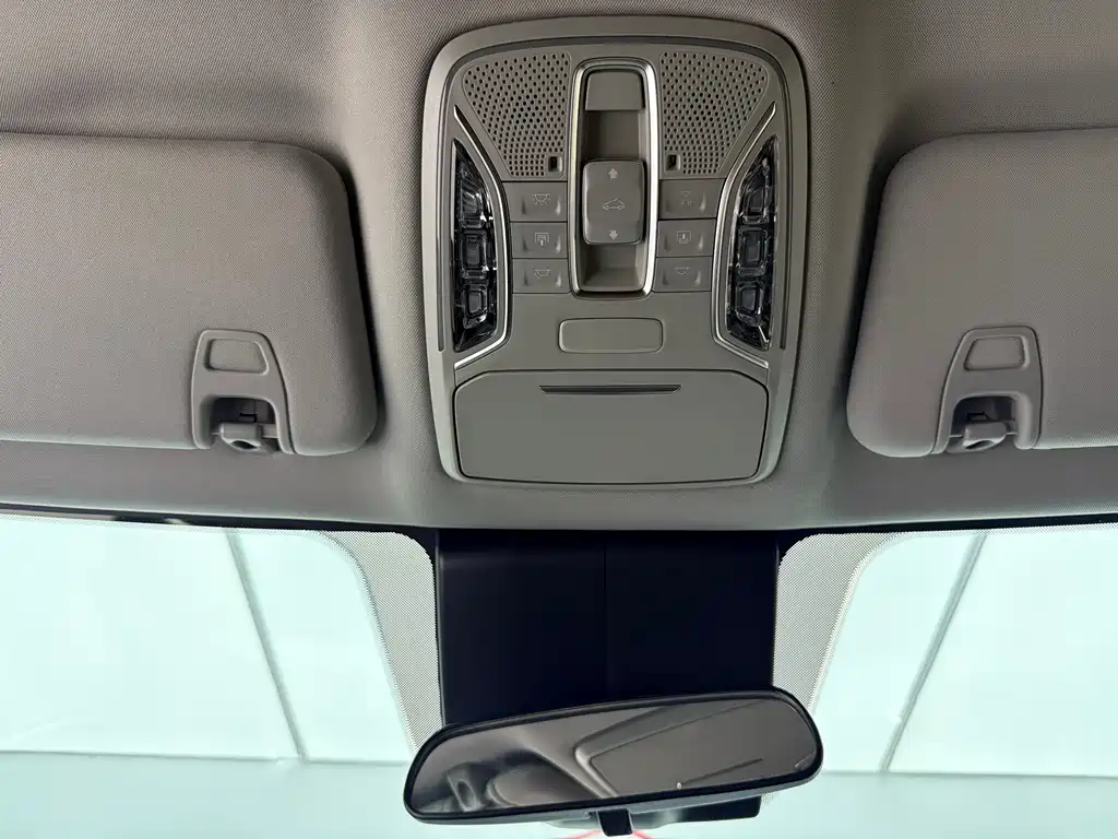 GAC Motor Trumpchi M6 2021 — фото 18