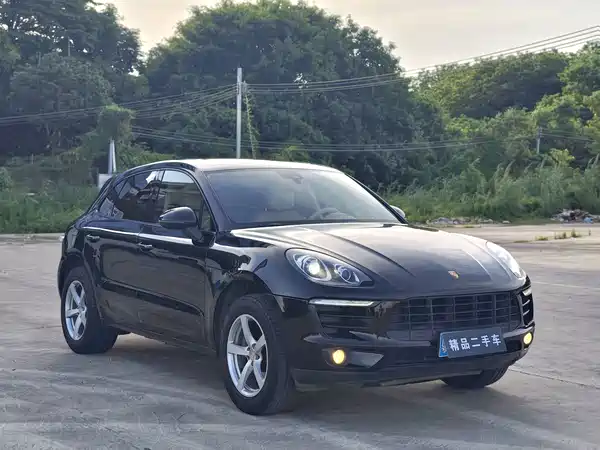 Porsche Macan 2016