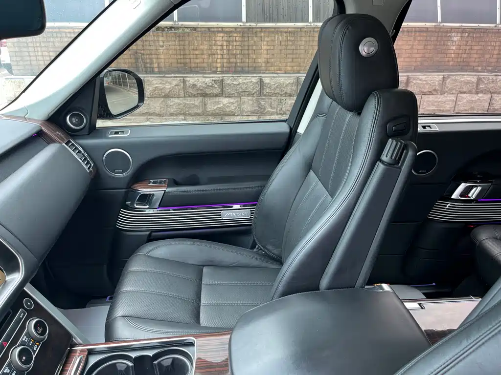 Land Rover Range Rover 2018 — фото 9