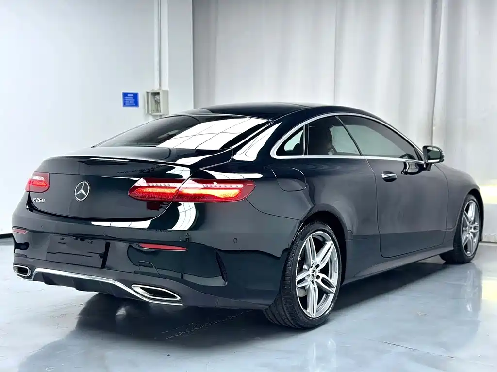 Mercedes-Benz E-Class 2020 — фото 8
