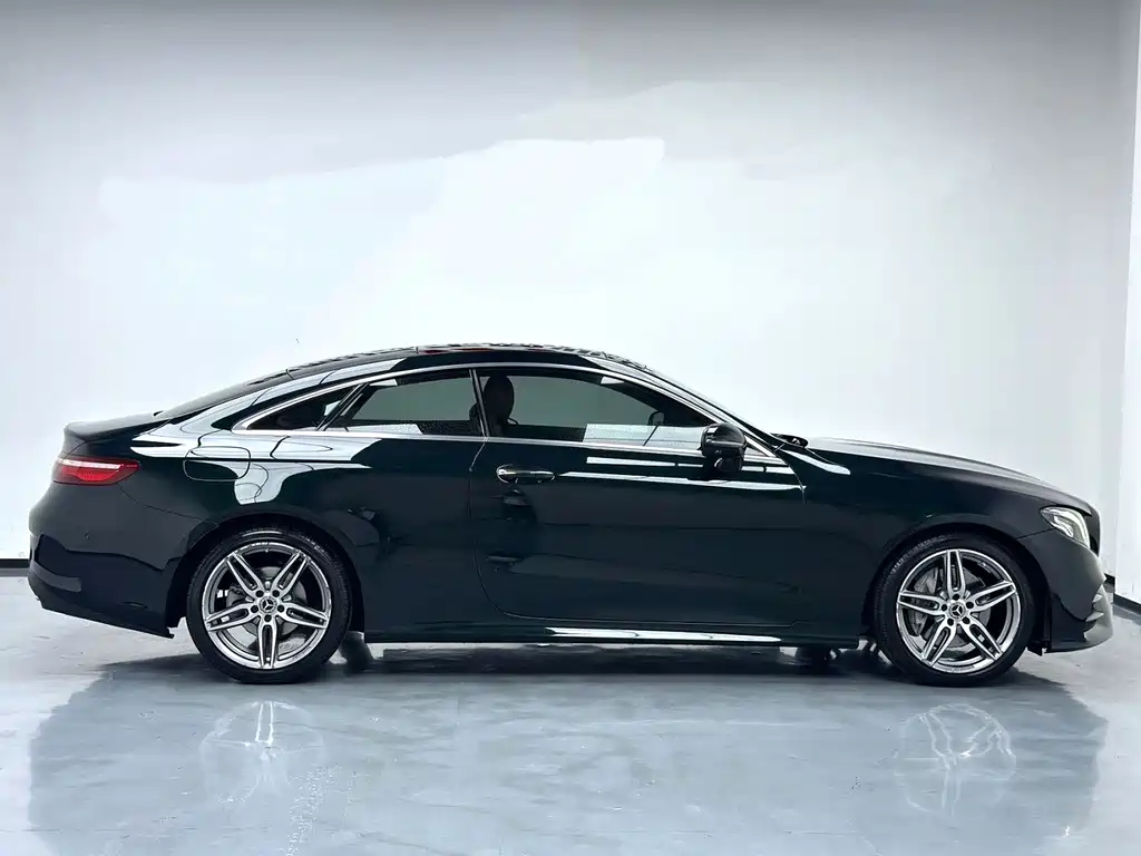 Mercedes-Benz E-Class 2020 — фото 9