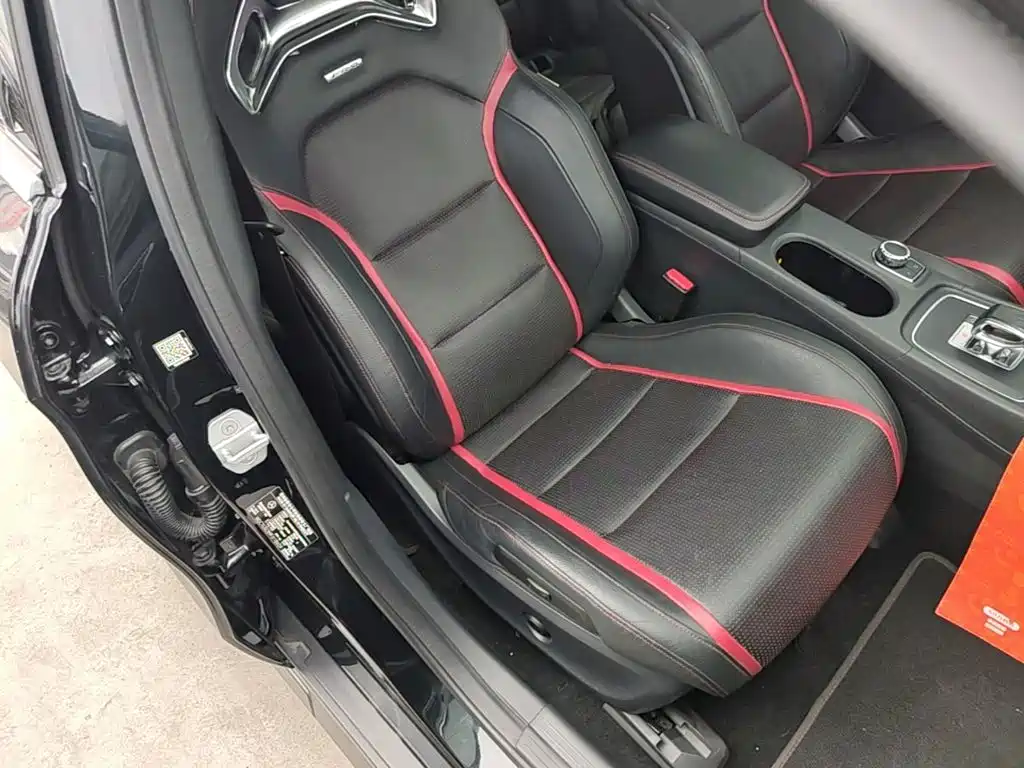 Mercedes-Benz GLA AMG 2015 — фото 20