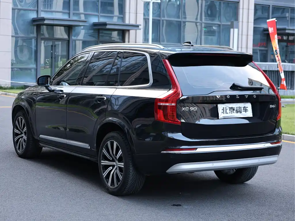 Volvo XC90 2022 — фото 6