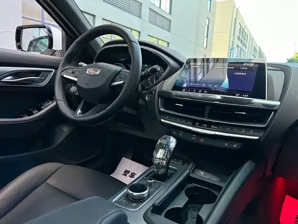 Cadillac CT5 2023