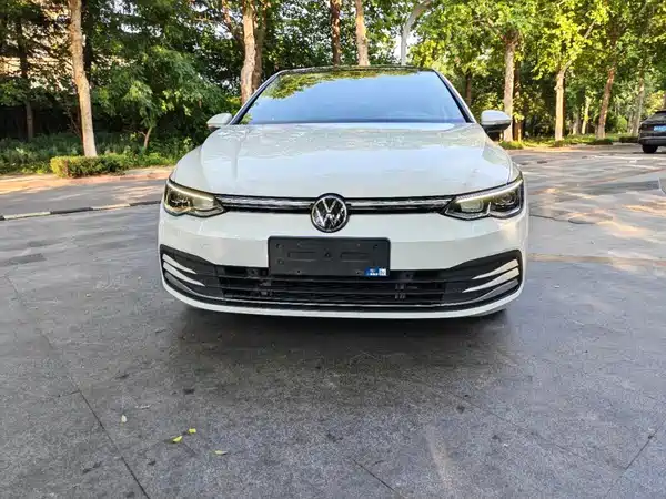 Volkswagen Golf 2022