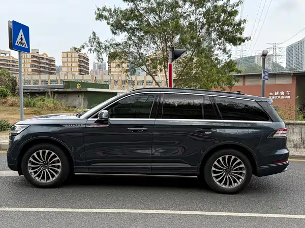 Lincoln Aviator 2022