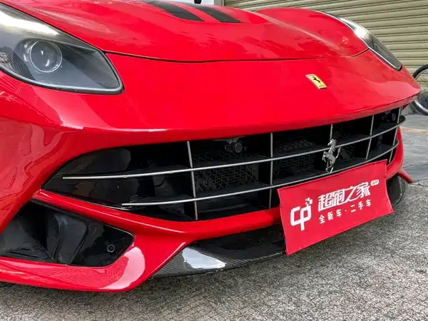 Ferrari F12berlinetta 2013