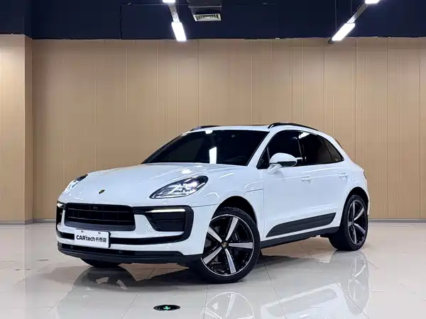 Porsche Macan 2023