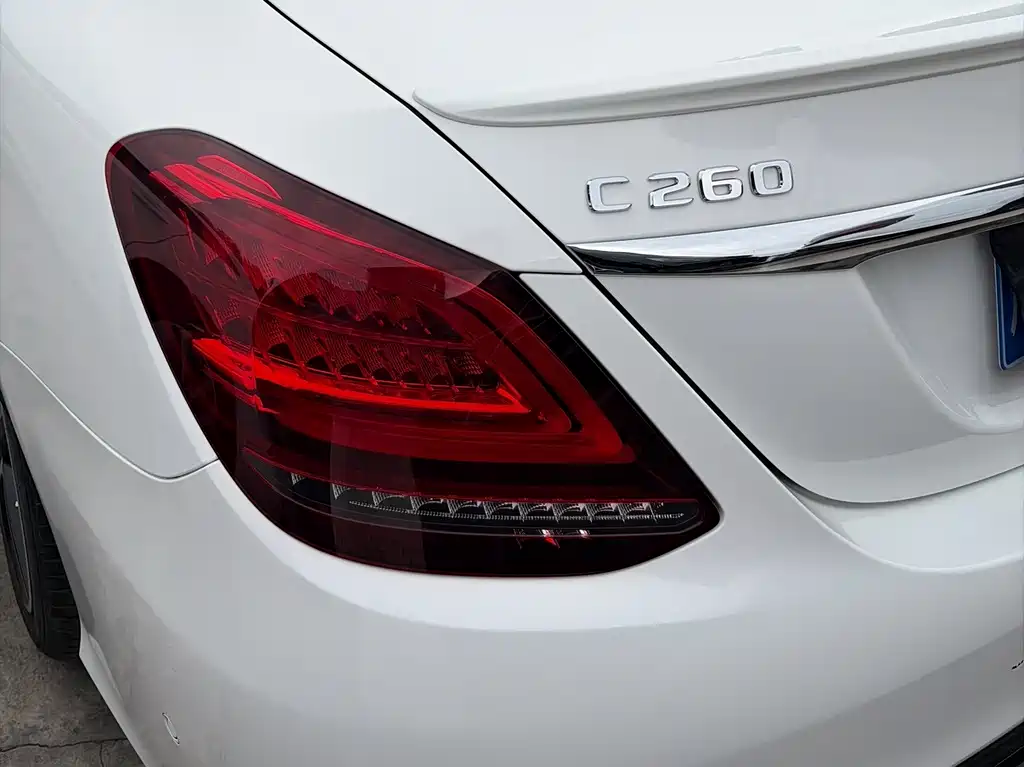Mercedes-Benz C-Class 2020 — фото 16