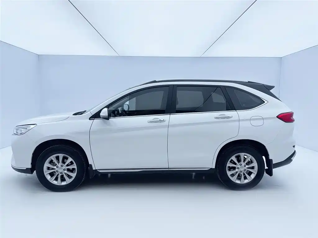 Haval M6 2021 — фото 7