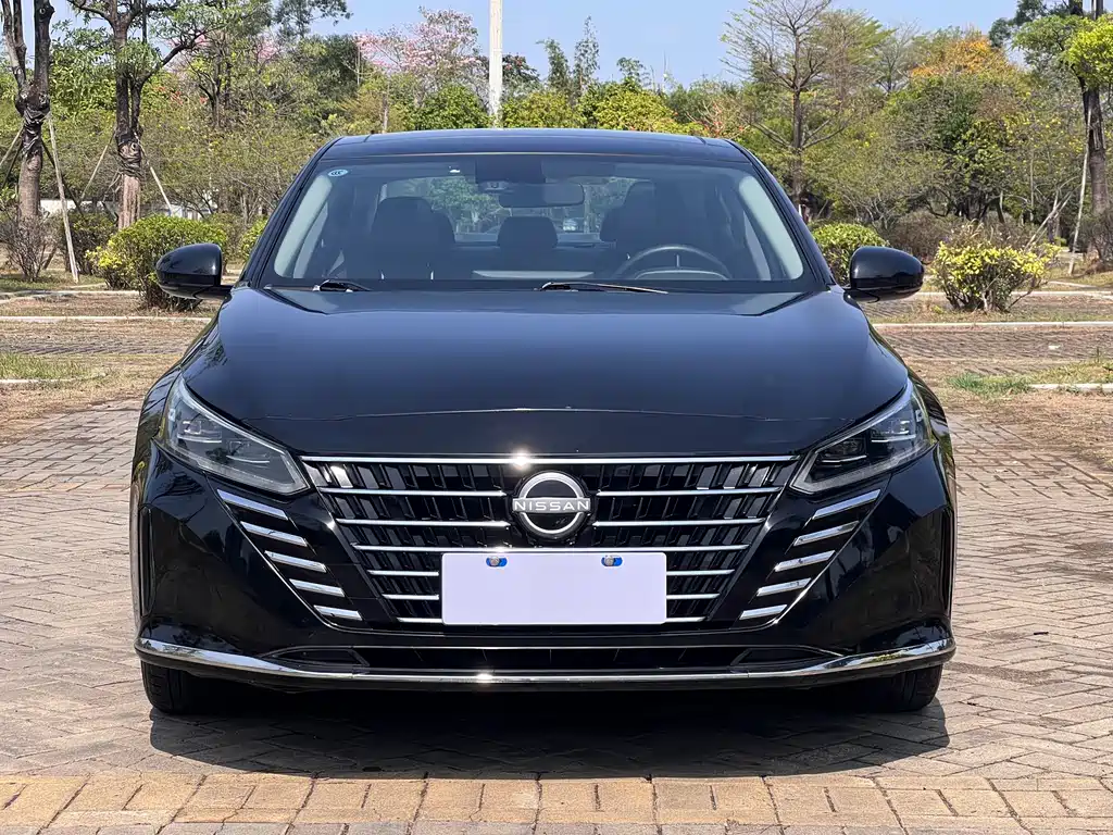 Nissan Teana 2023