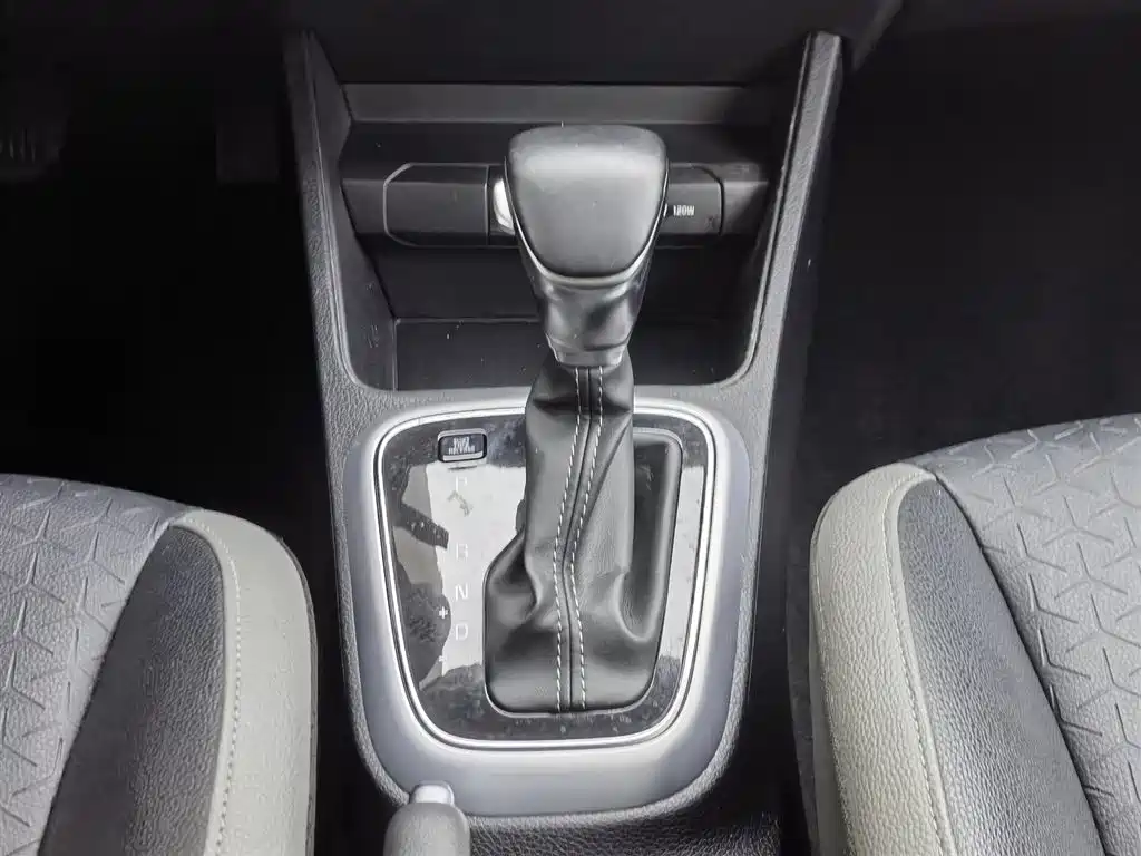 Kia KX1 2018 — фото 13