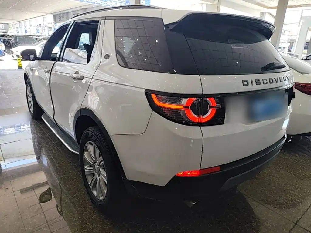 Land Rover Discovery Sport 2017 — фото 5