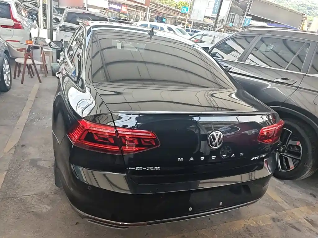 Volkswagen Magotan 2020