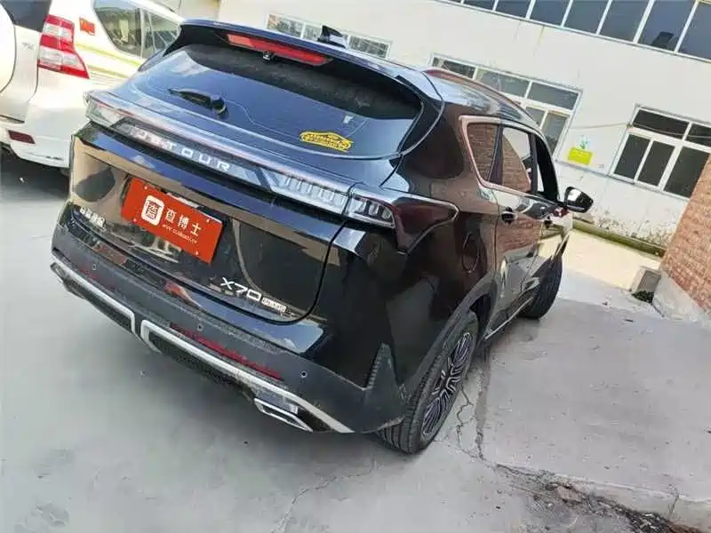 Jetour X70 PLUS 2025