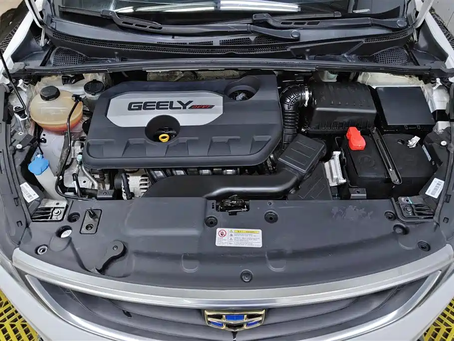 Geely Emgrand GS 2018 — фото 10