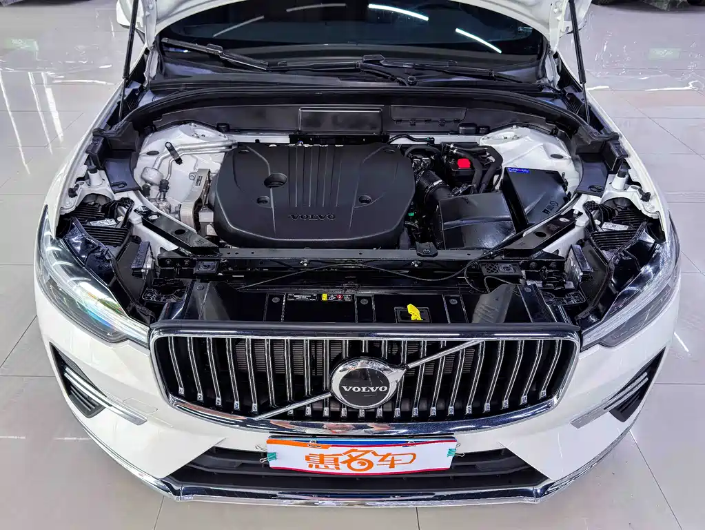 Volvo XC60 2024 — фото 4