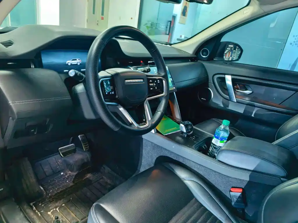 Land Rover Discovery Sport 2024 — фото 13